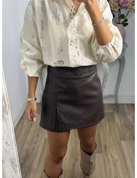Falda pantalón polipiel choco