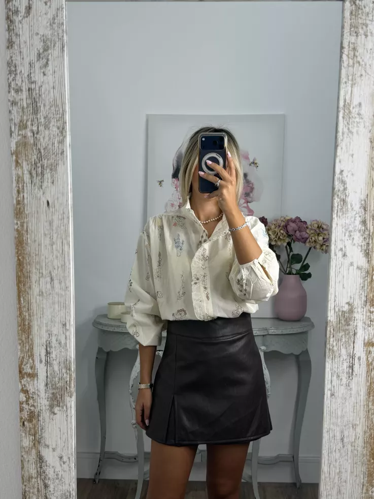 Falda pantalón polipiel choco