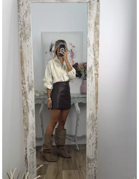 Falda pantalón polipiel choco