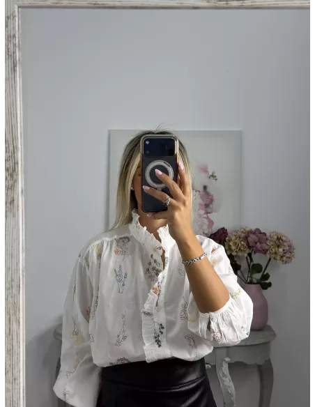 Camisa Aitana blanca bordada