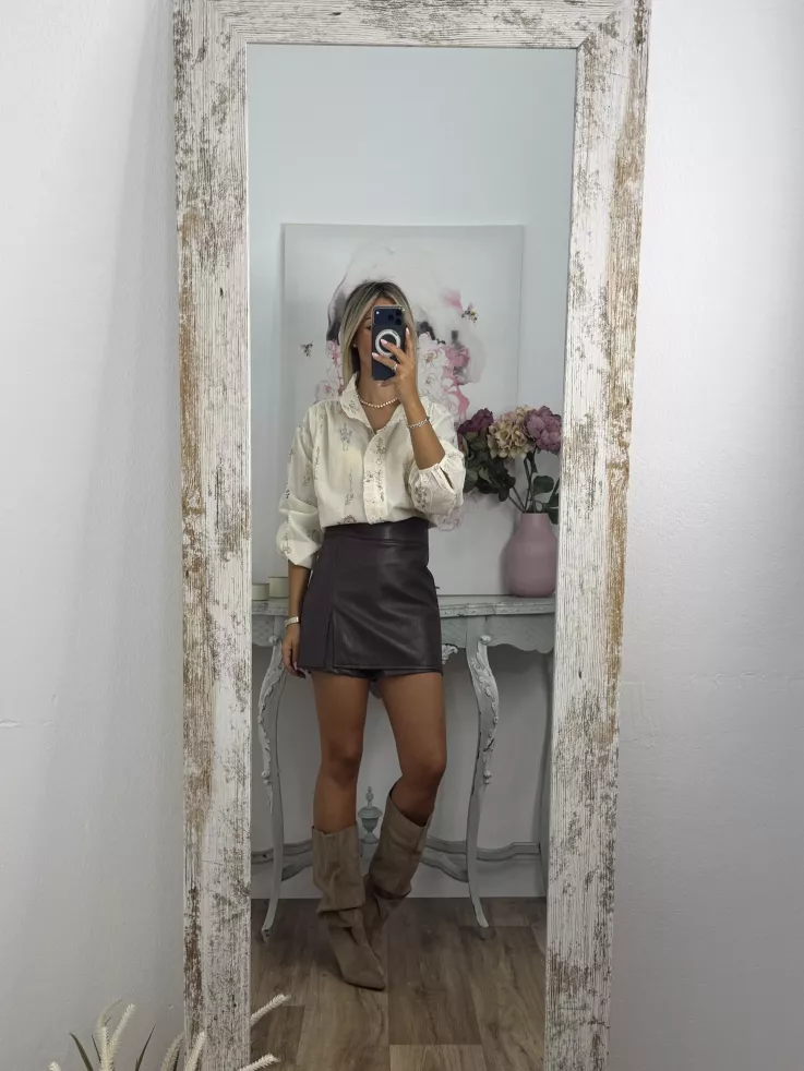 Camisa Aitana beige bordada