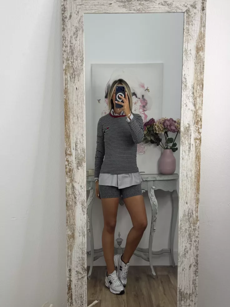 Camiseta rayas gris corazon
