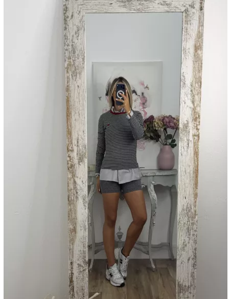Camiseta rayas gris corazon