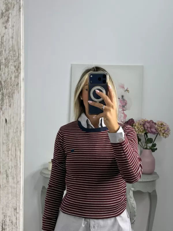 Camiseta rayas burdeos corazón