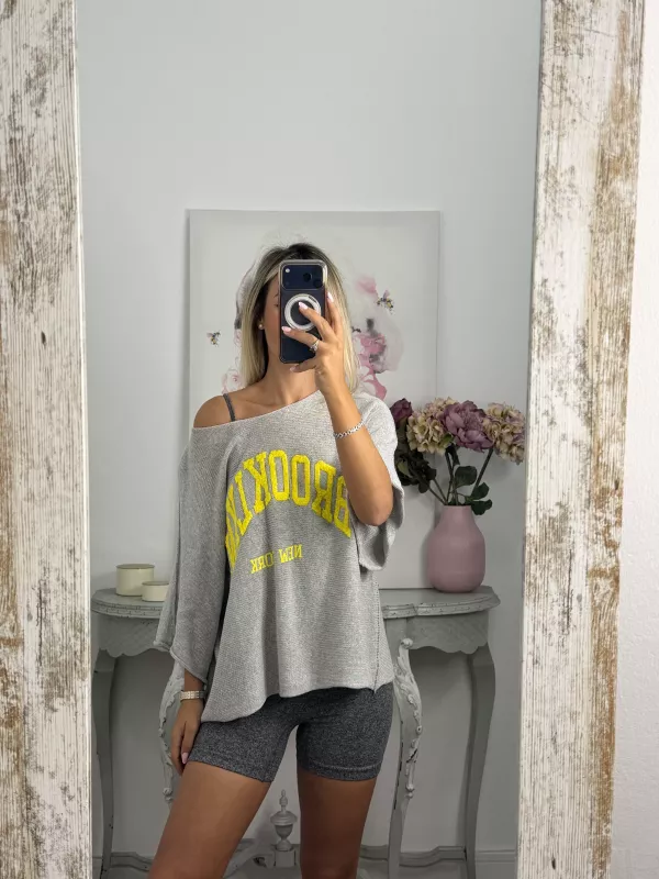 Jersey gris letras flúor amarillo
