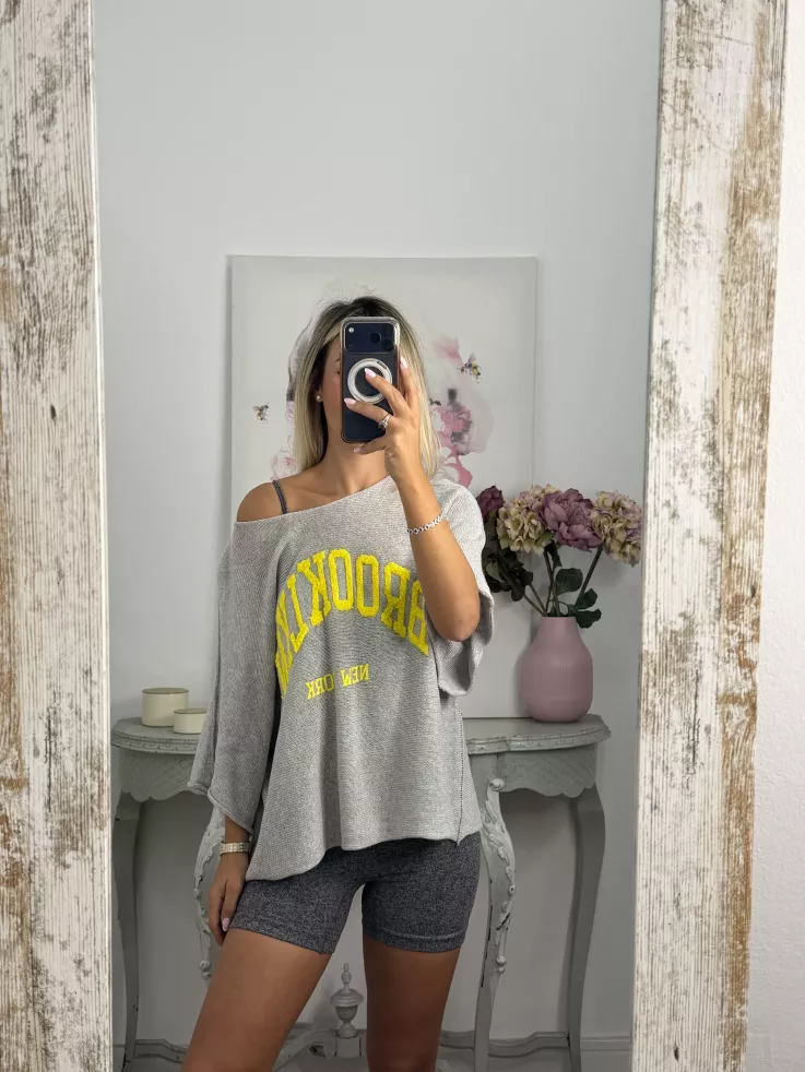 Jersey gris letras flúor amarillo