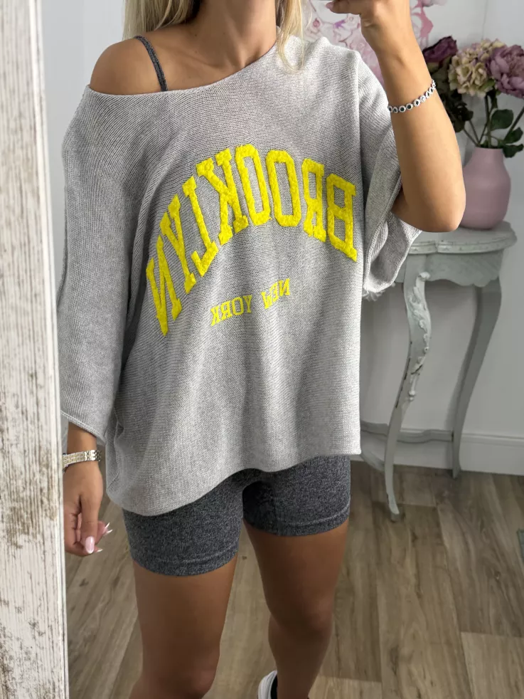 Jersey gris letras flúor amarillo