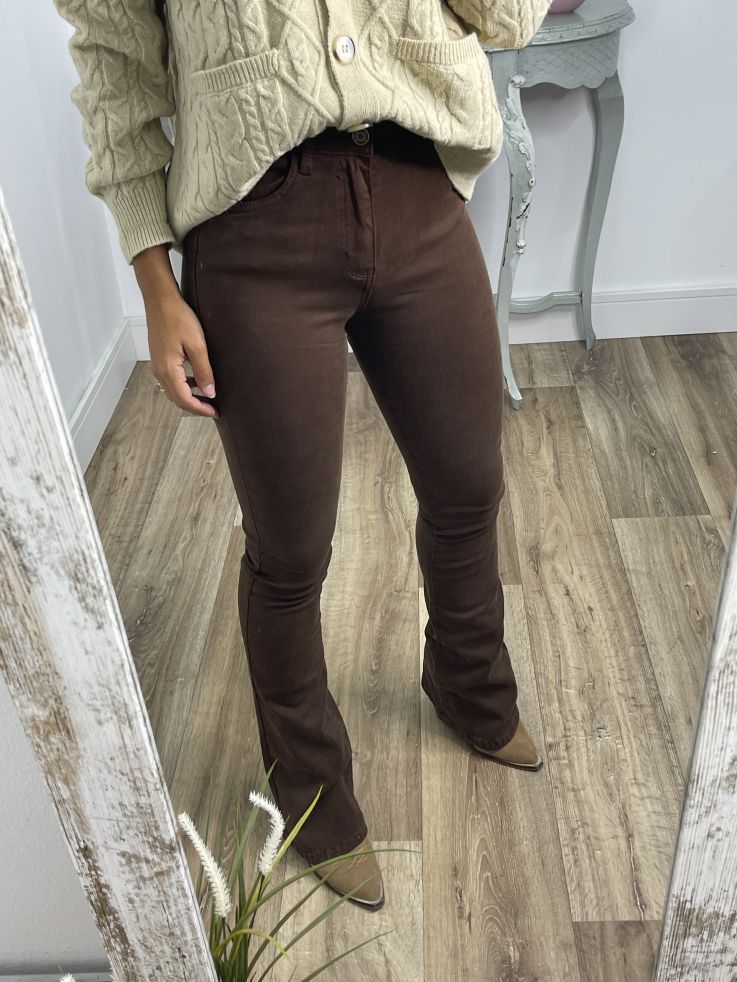 Jeans Iría vaquero marrón de campana