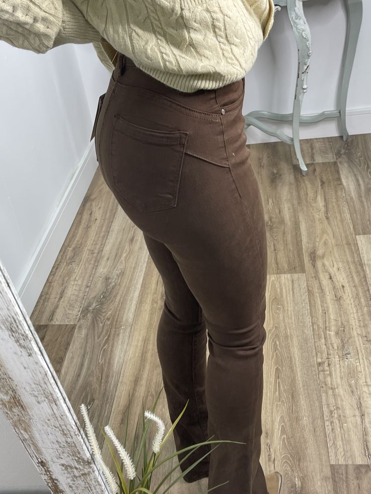 Jeans Iría vaquero marrón de campana