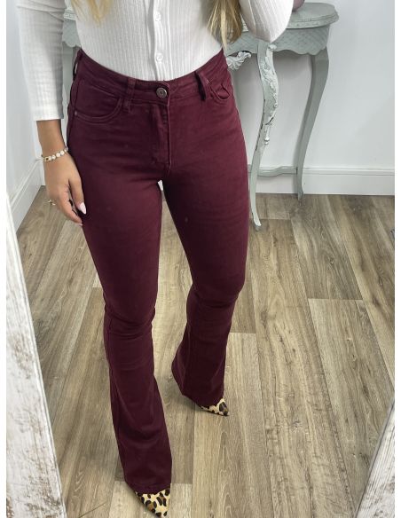Jeans Iria burdeos de campana
