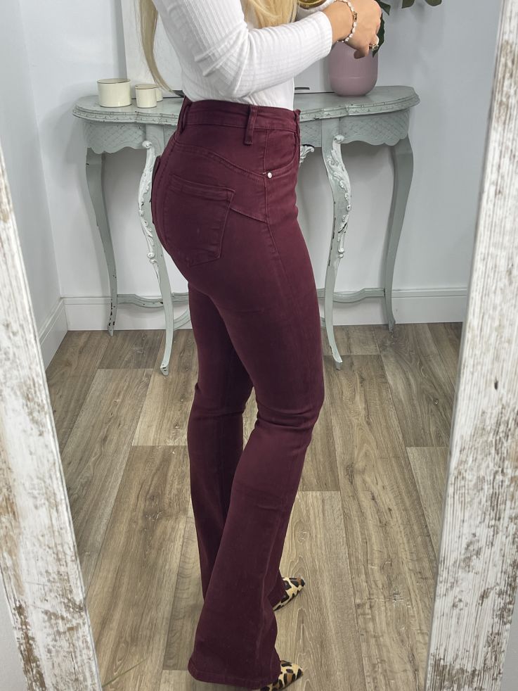 Jeans Iria burdeos de campana
