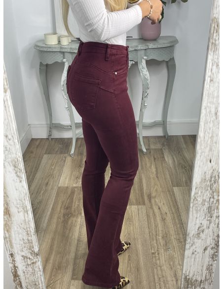 Jeans Iria burdeos de campana