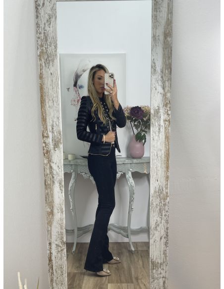 Jeans Iria vaquero negro de campana