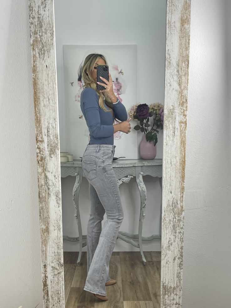 Jeans Iria gris claro de campana