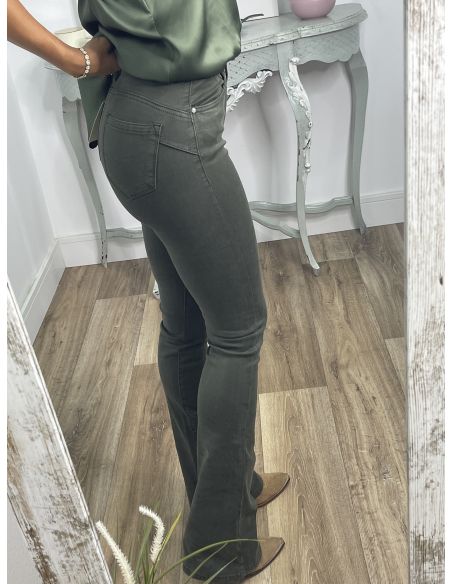Jeans Iria vaquero verde de campana
