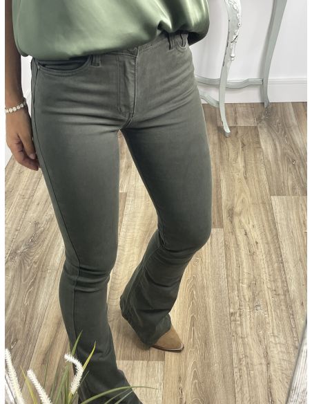 Jeans Iria vaquero verde de campana