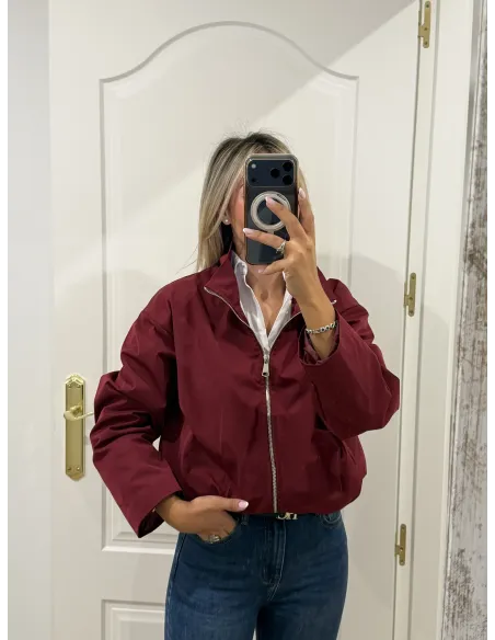 Bomber Baréin burdeos
