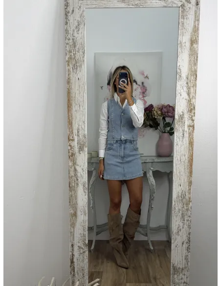 Falda pantalón denim claro tachuelas