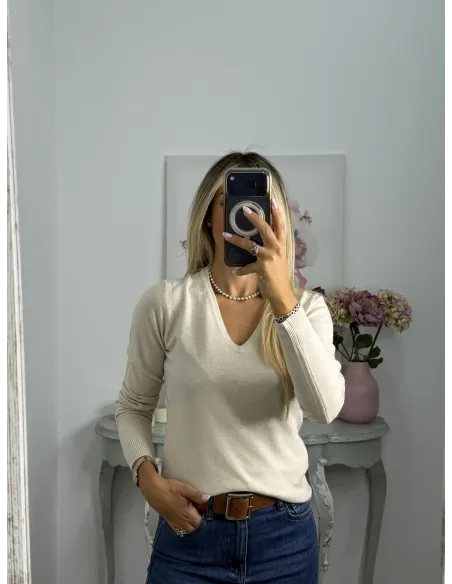 Jersey básico cuello de pico beige