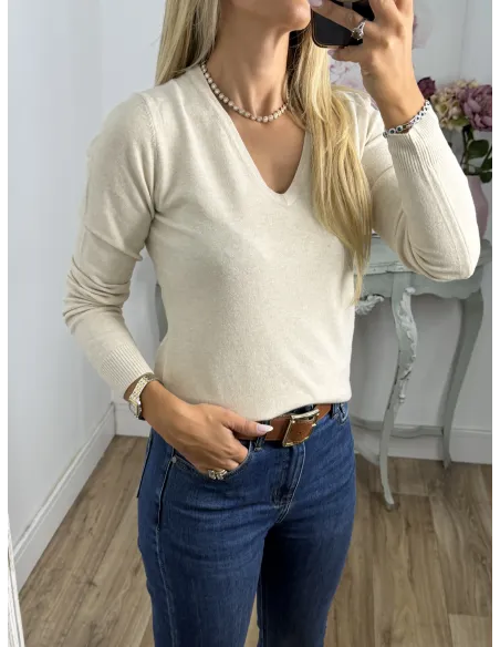 Jersey básico cuello de pico beige