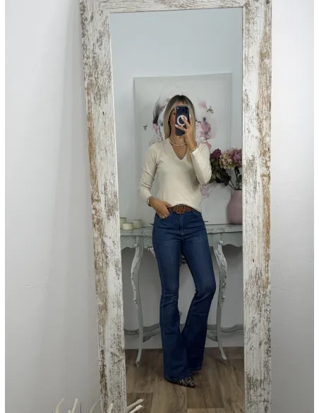 Jersey básico cuello de pico beige