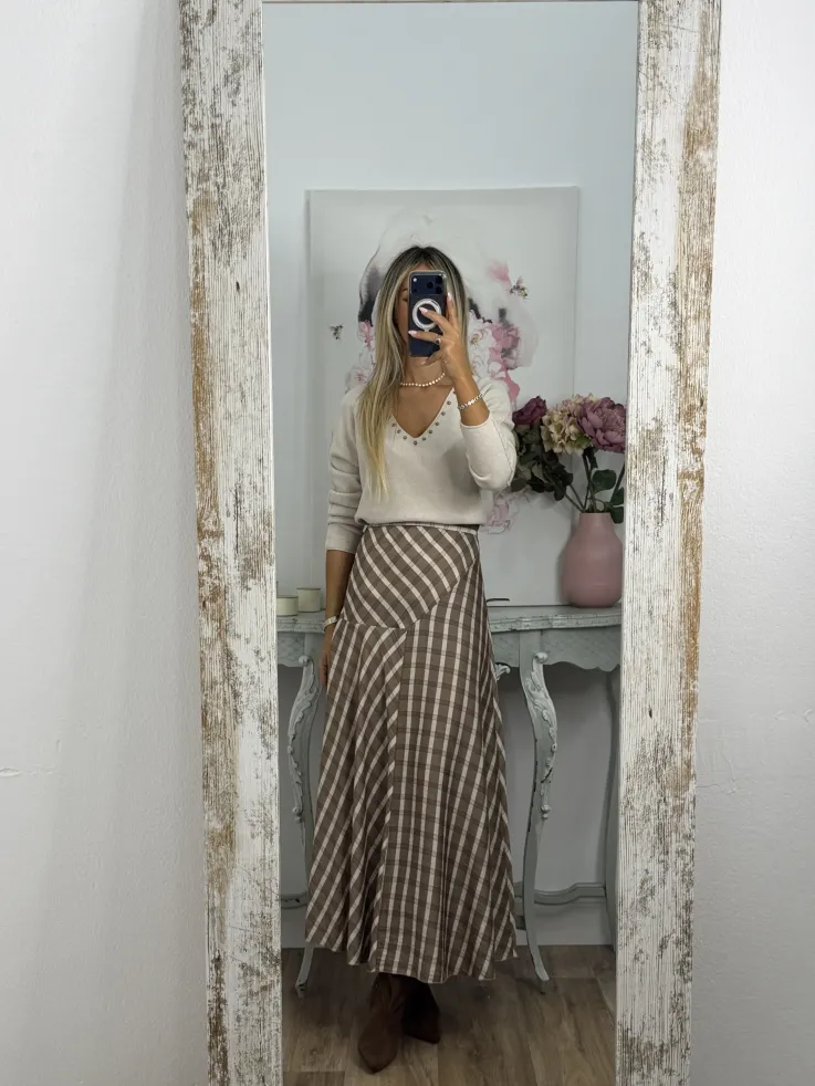 Jersey Selena beige con tachuelas