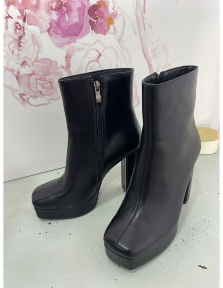Botín plataforma negros