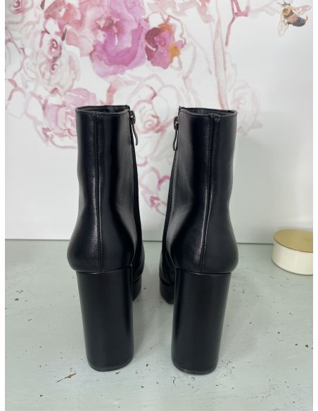 Botín plataforma negros