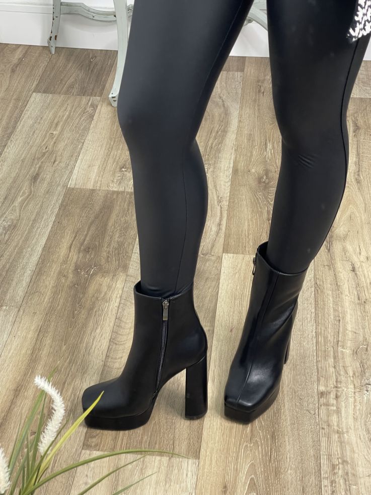 Botín plataforma negros