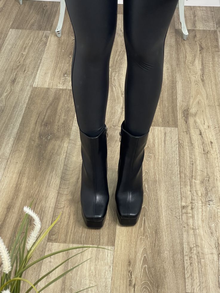 Botín plataforma negros