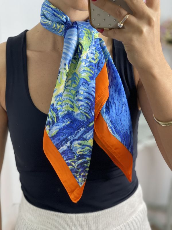 Pañuelo cuello ribete naranja