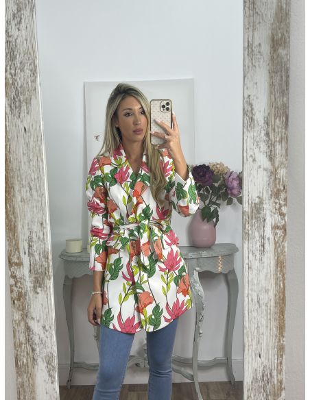 Chaqueta flores blanca