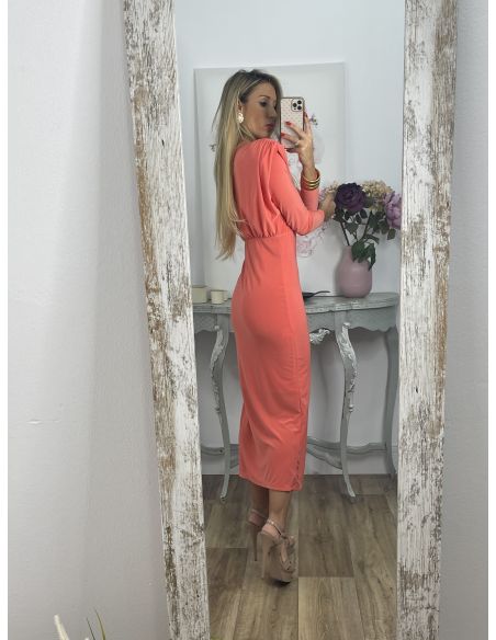 Vestido coral empolvado escote V