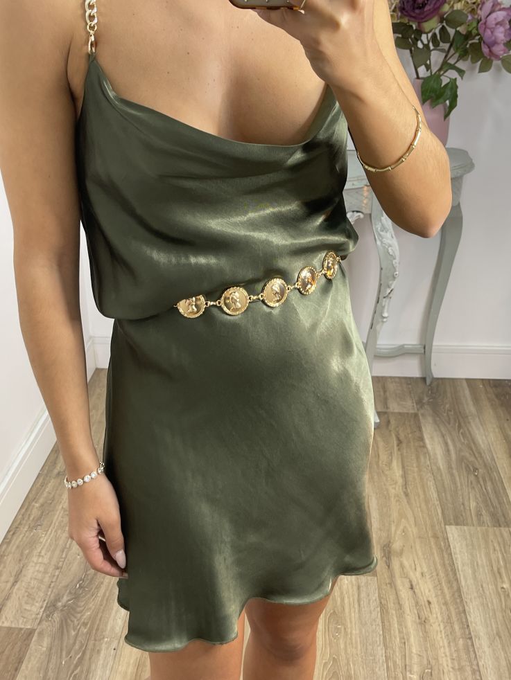 Vestido verde tiranta cadena