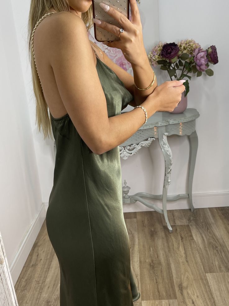 Vestido verde tiranta cadena