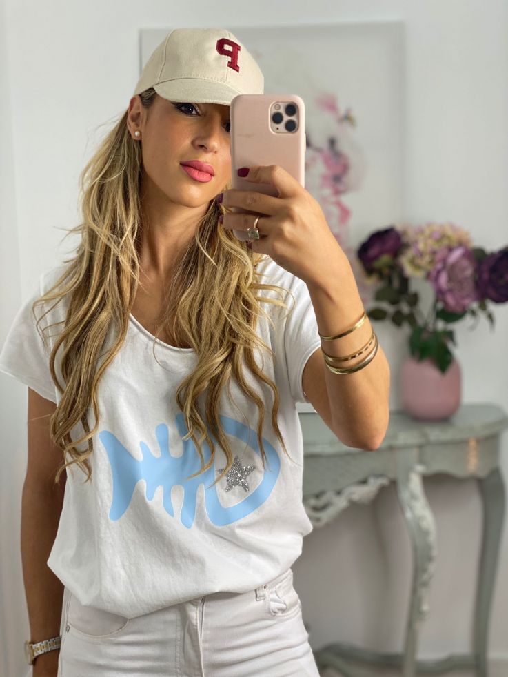 Gorra beige con inicial