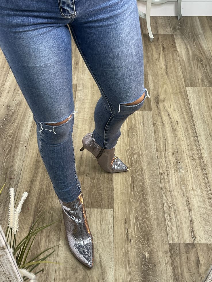 Botín lentejuelas plateado