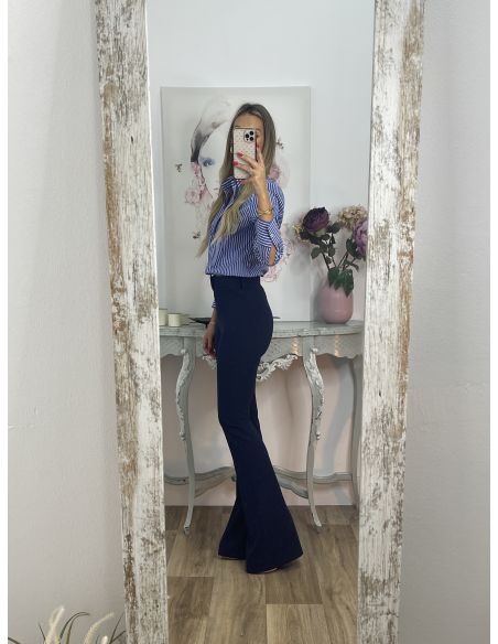 Camisa rayas azul y blanca básica