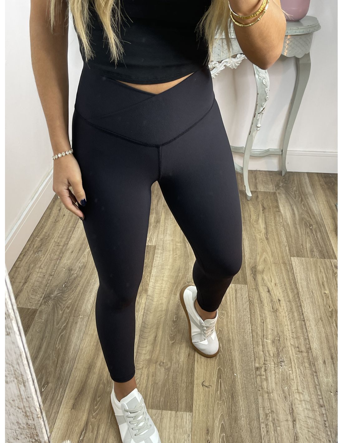 Leggins tiro alto online negro