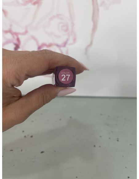 Labial mate larga duración número 27