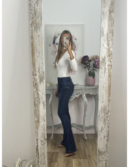 Jeans USA oscuros tres botones