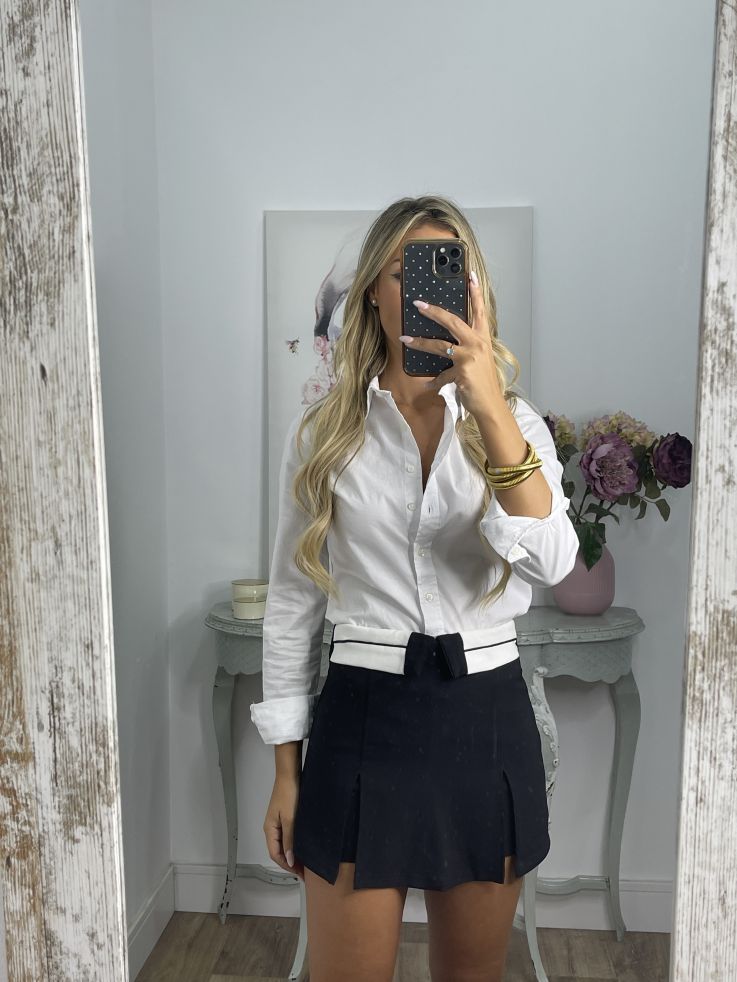 Camisa básica blanca