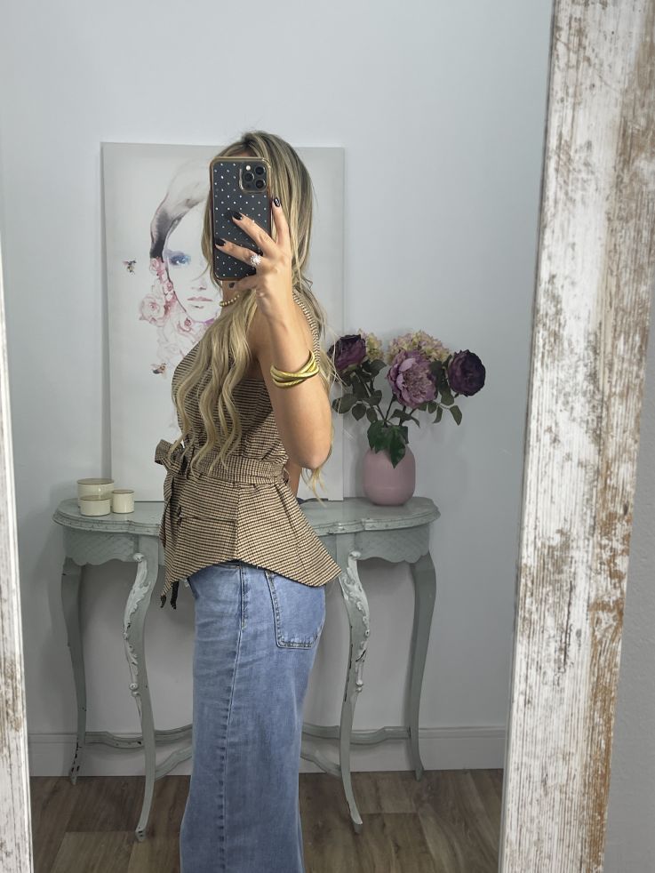 Chaleco Calé de cuadros camel