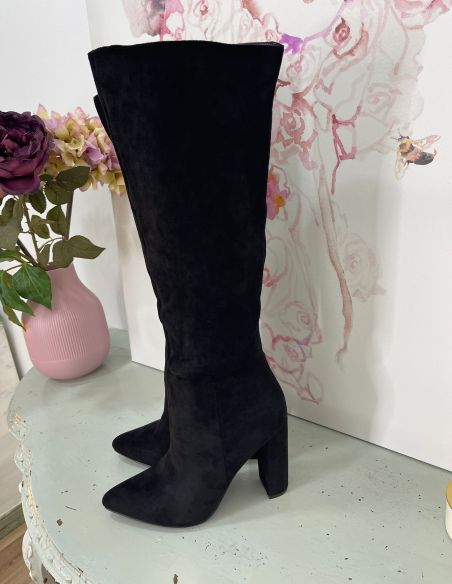 Botas antelina negra