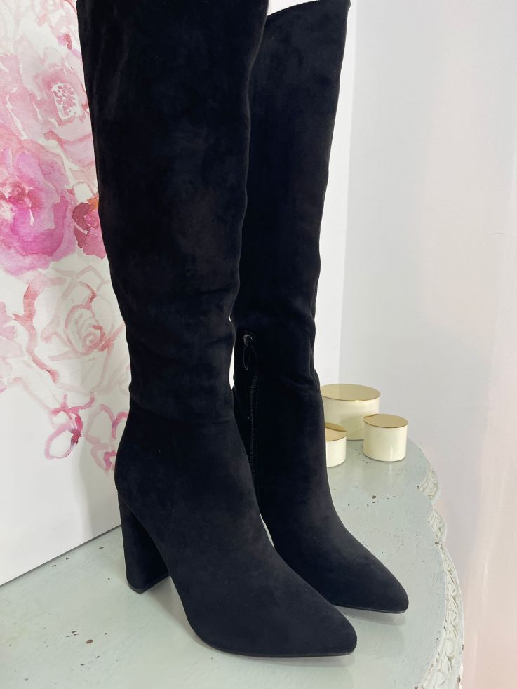 Botas antelina negra