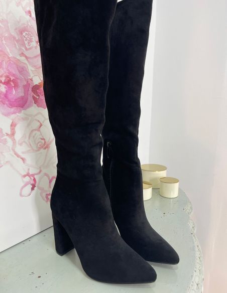 Botas antelina negra