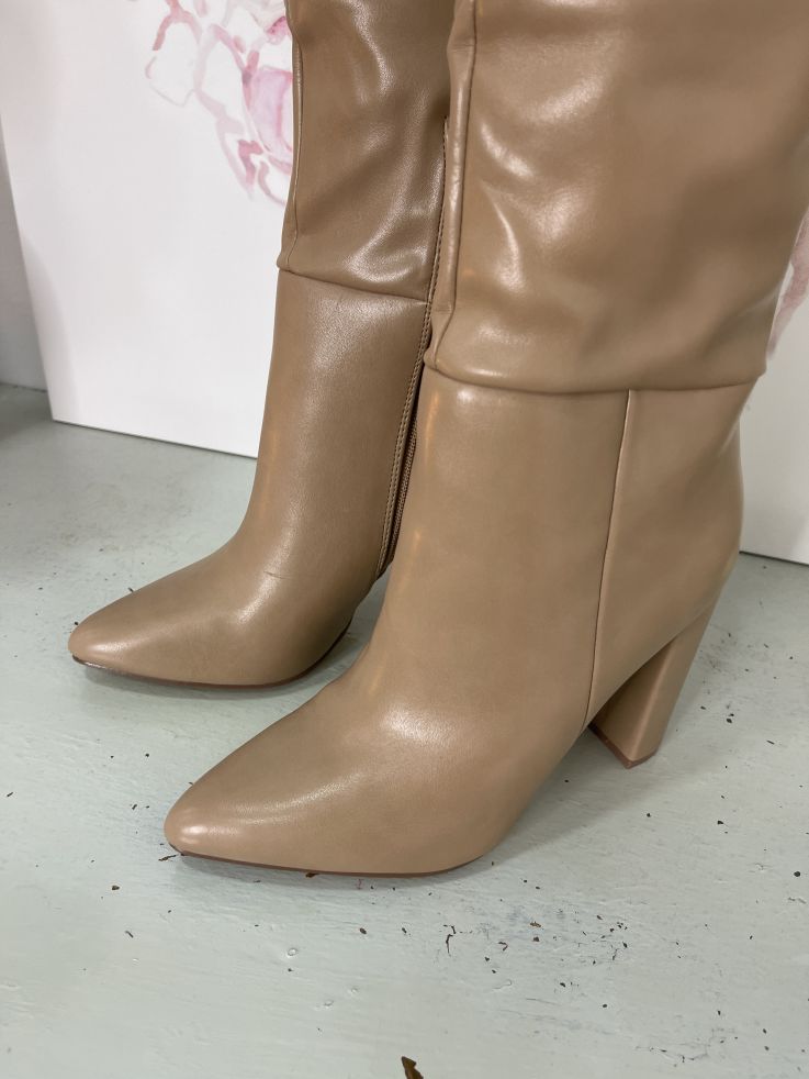 Botas efecto piel taupe