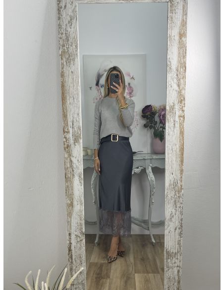 Jersey gris claro basic con botones en el puño