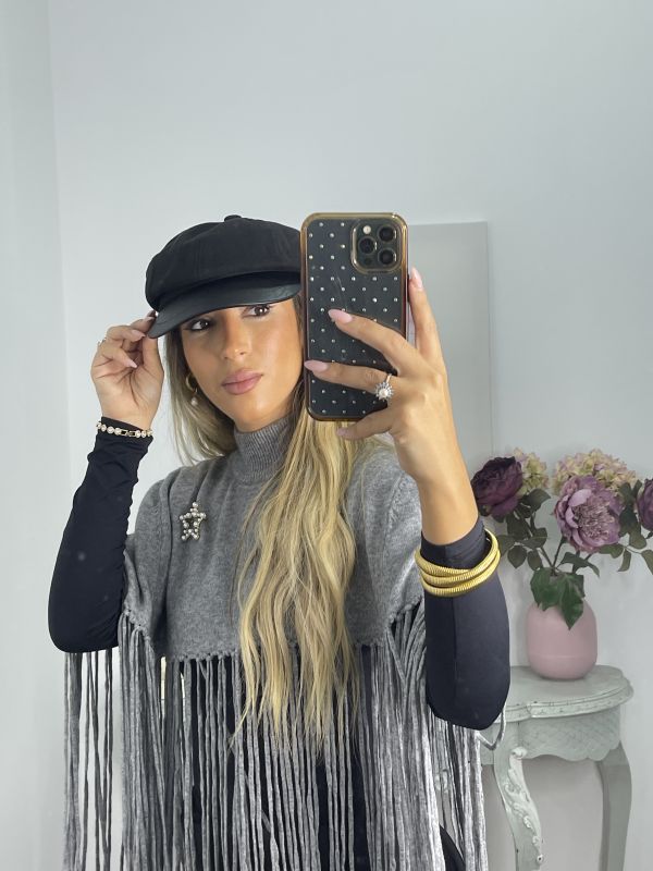 Gorra negra combinada
