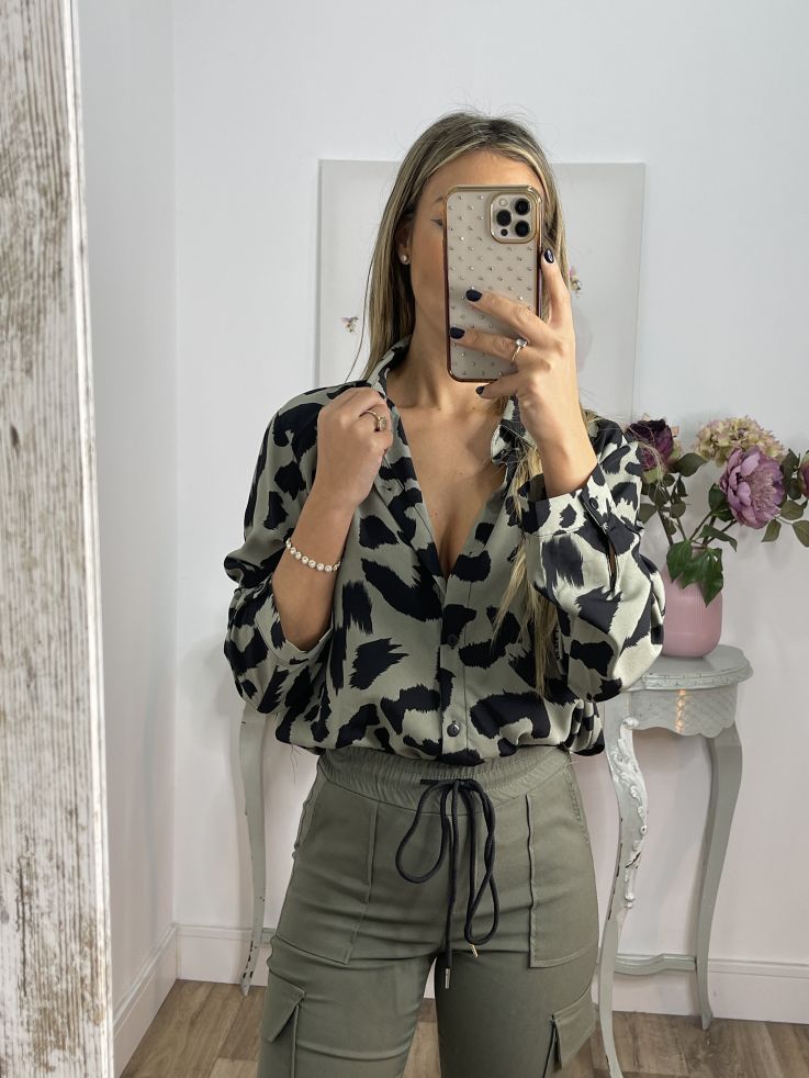 Pantalón cargo verde